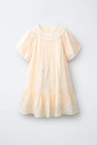 ROBE BRODÉE
