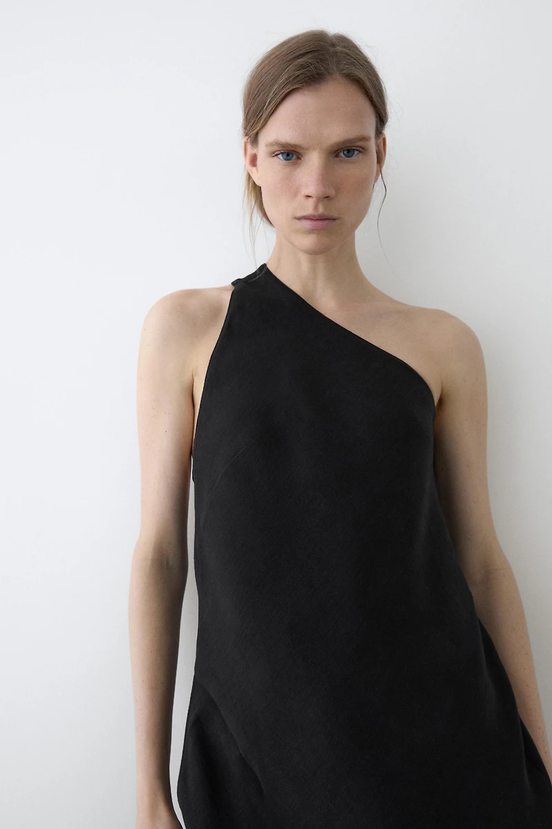 Asymmetric linen blend top with back detail