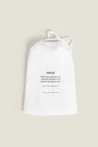 STRIPED COTTON PILLOW PROTECTOR