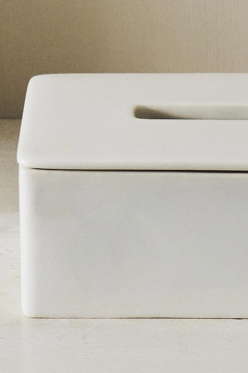 WHITE CERAMIC TISSUE BOX