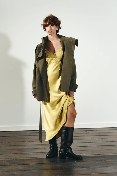 ROBE MIDI SATINÉE DENTELLE