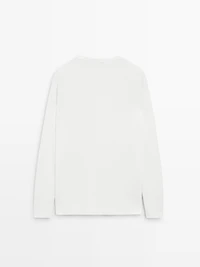 Long sleeve henley neck T-shirt