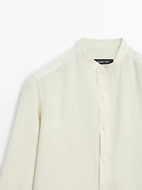 Slim fit stand collar shirt
