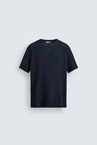 REGULAR FIT TEXTURED T-SHIRT
