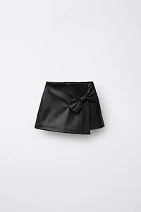 FAUX LEATHER BOW SKORT