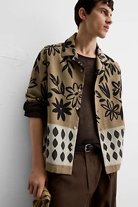 CONTRAST PRINT SHIRT