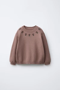 EMBROIDERED FLORAL KNIT JUMPER