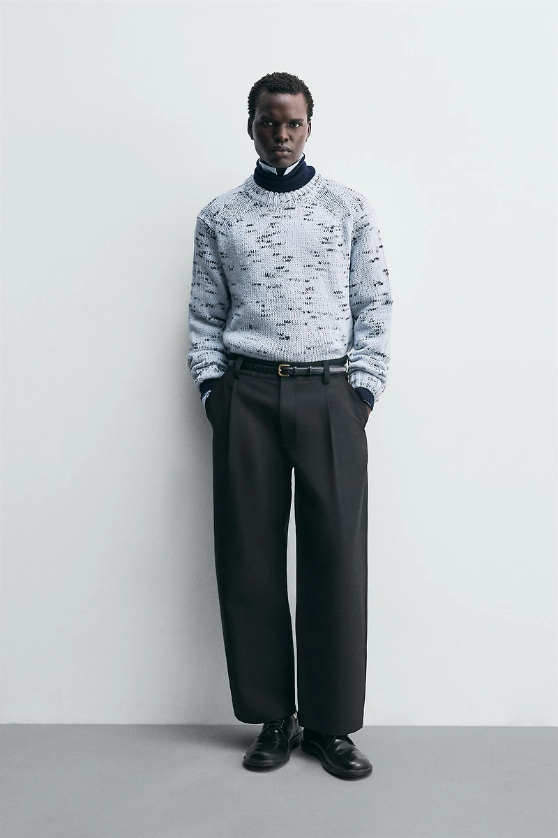 CONTRAST TEXTURED JUMPER