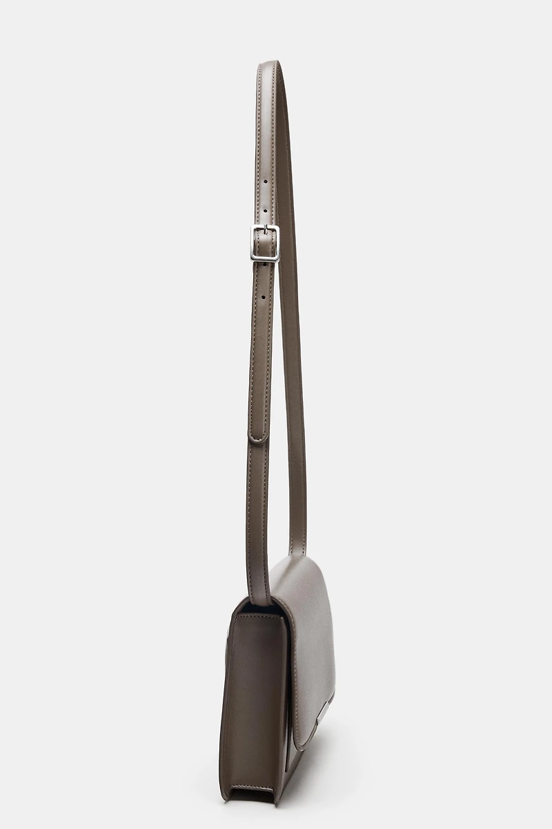 CROSSBODY BAG WITH METAL DETAIL
