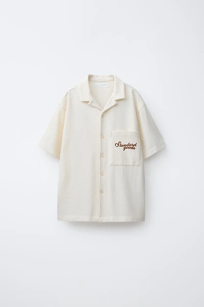 TEXTURED TEXT SHIRT