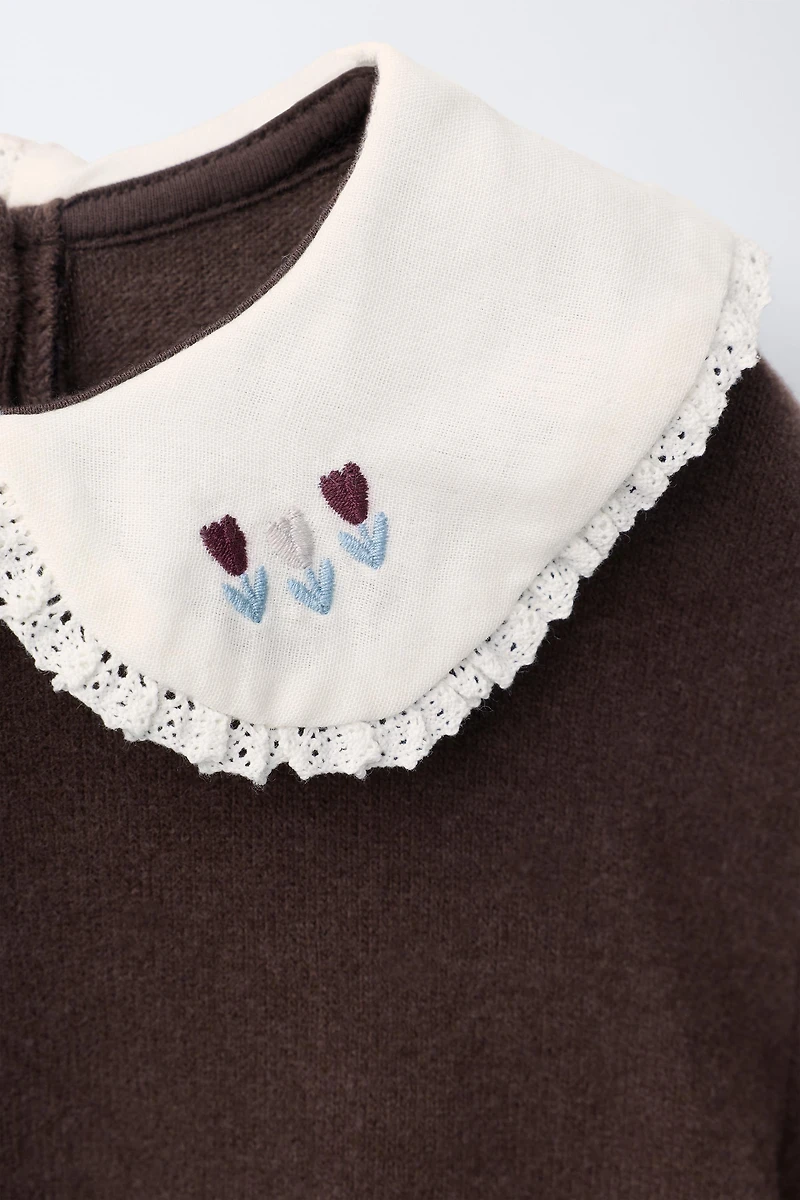 EMBROIDERED SOFT TOUCH PETER PAN COLLAR TOP