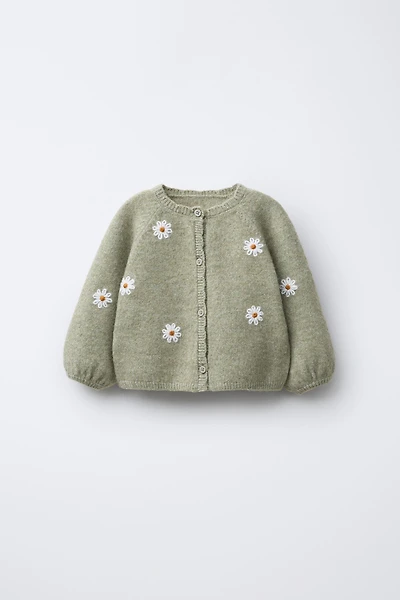 GILET EN MAILLE MARGUERITES BRODÉES
