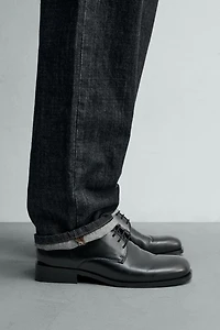 CHAUSSURES EN CUIR CHIC