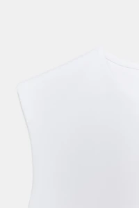 T-SHIRT SANS MANCHES