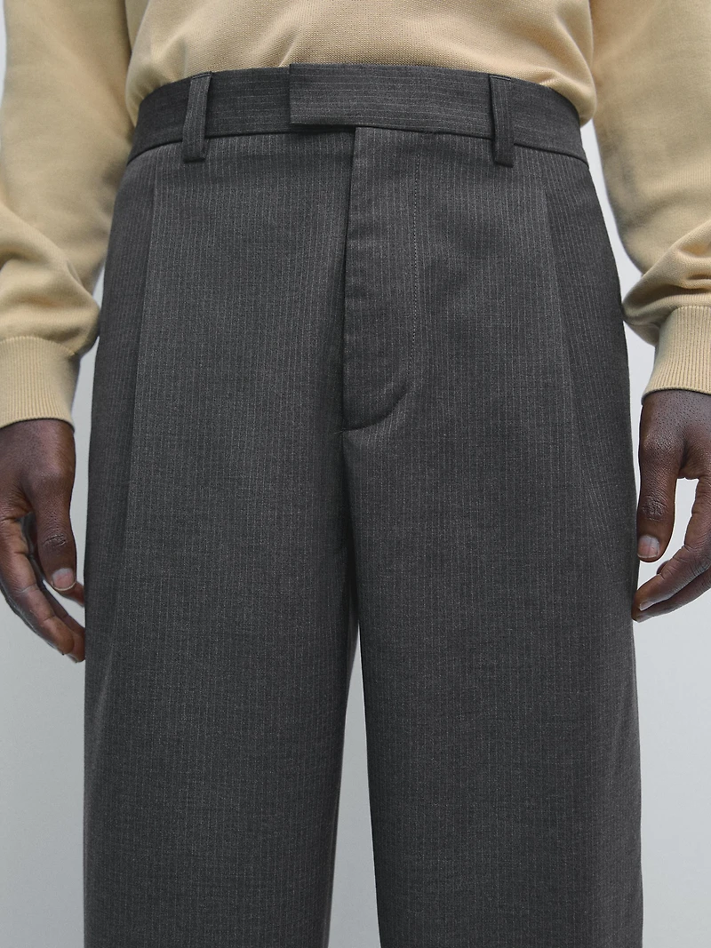 Pantalon à pinces en laine mélangée