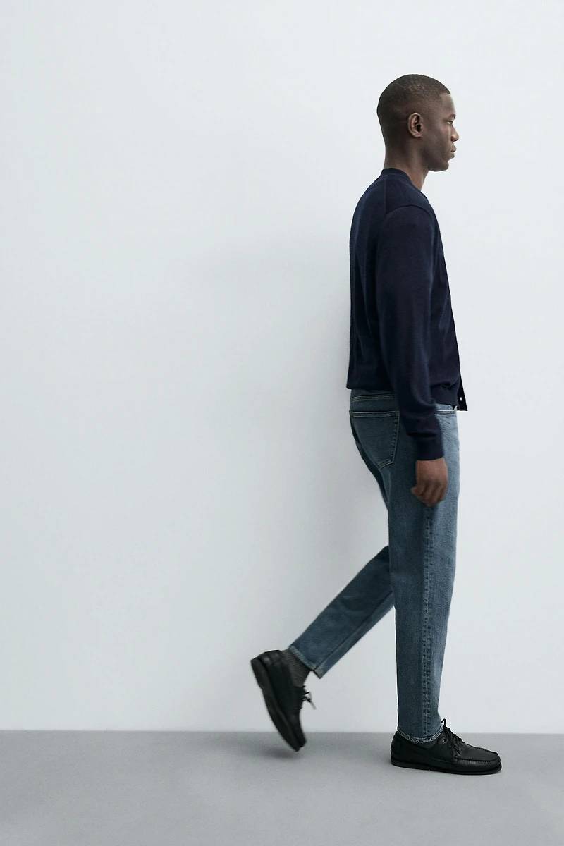 SLIM TAPERED FIT JEANS