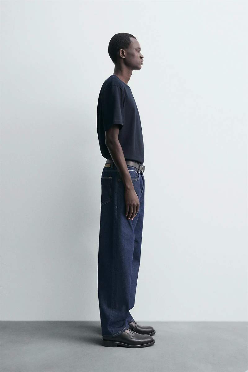 MEDIUM WEIGHT SHORT SLEEVE T-SHIRT