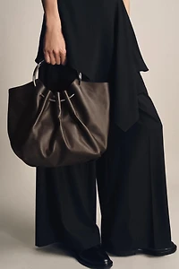 SAC SEAU EN CUIR ANSE RIGIDE