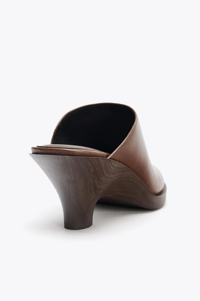 LEATHER HEELED CLOGS