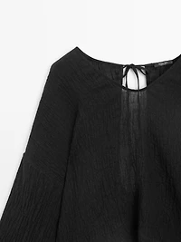 100% linen waffle-knit flowing blouse