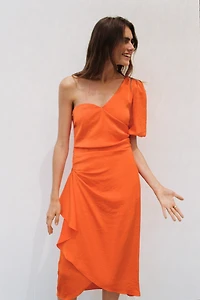 ROBE MI-LONGUE ASYMÉTRIQUE SATINÉE