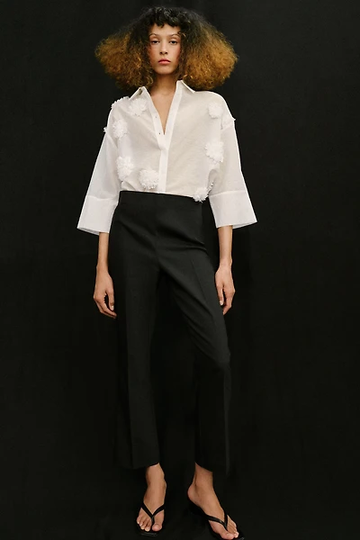 FLOWY EMBOSSED FLORAL SHIRT
