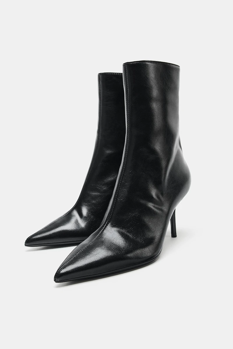 CRACKLED EFFECT HEELED ANKLE BOOTS