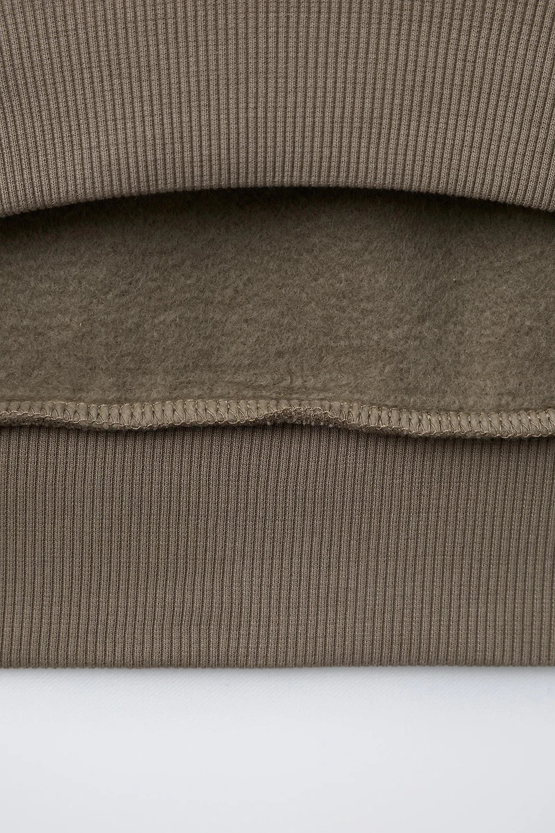 SWEATSHIRT AND JOGGER SET WITH TEXT PATCH