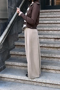 PANTALON BALLOON EN VELOURS CÔTELÉ