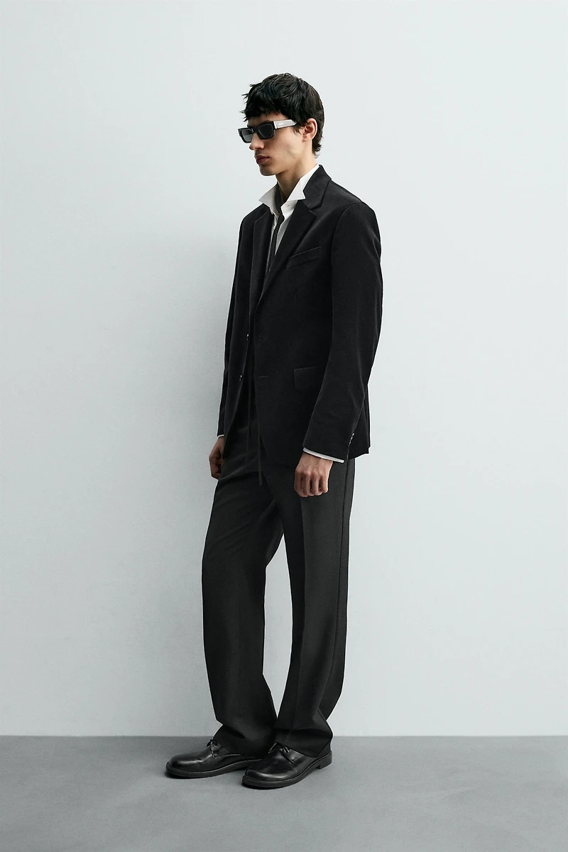 REGULAR FIT VELVET BLAZER