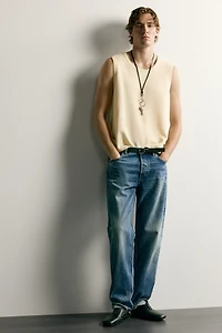 TEXTURED KNIT VEST