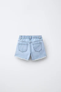 MOM FIT DENIM SHORTS WITH CROCHET FLOWERS