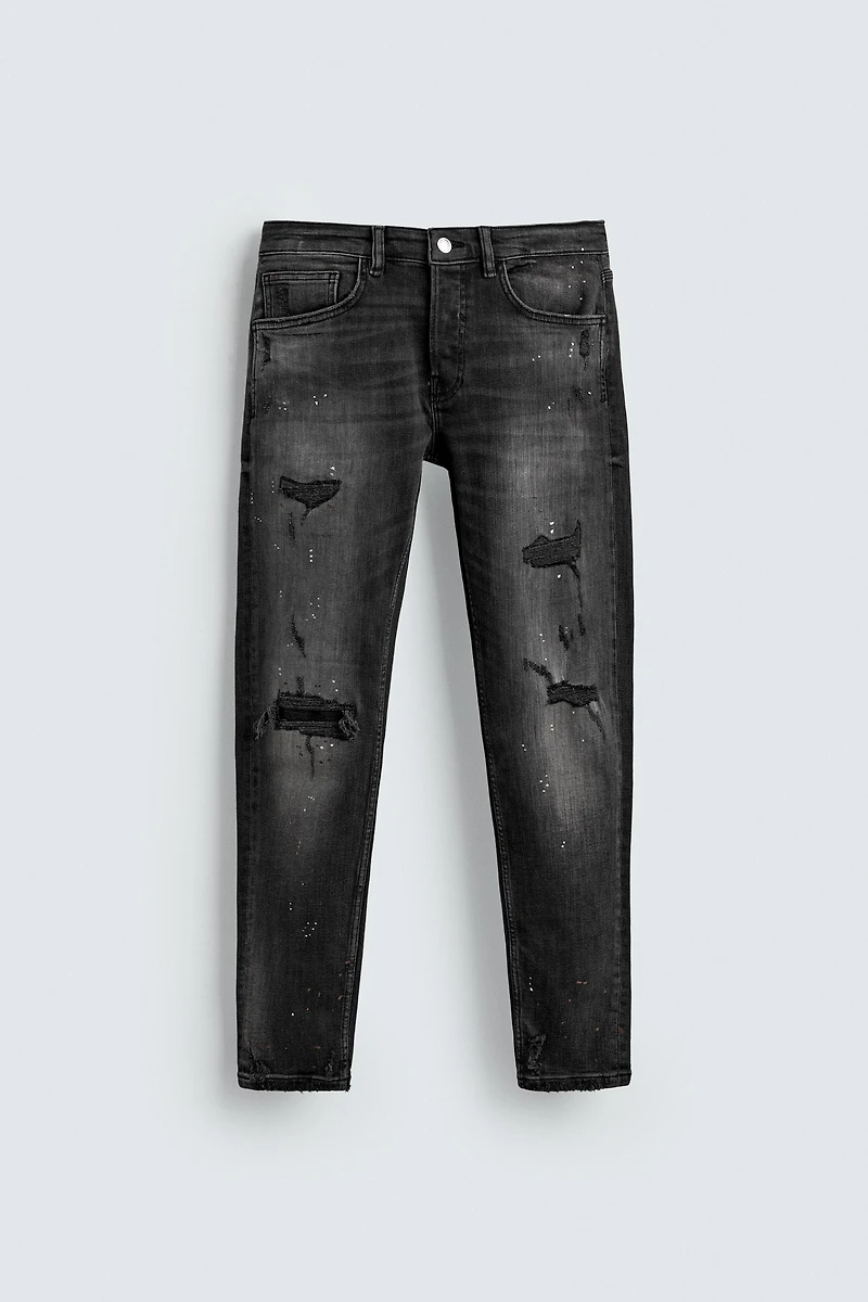 RIPPED SKINNY FIT JEANS