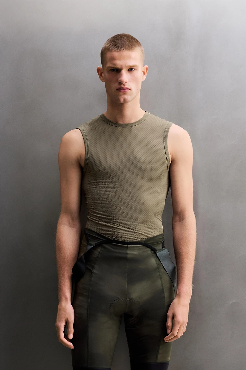 GRAVEL FIRST LAYER TANK TOP