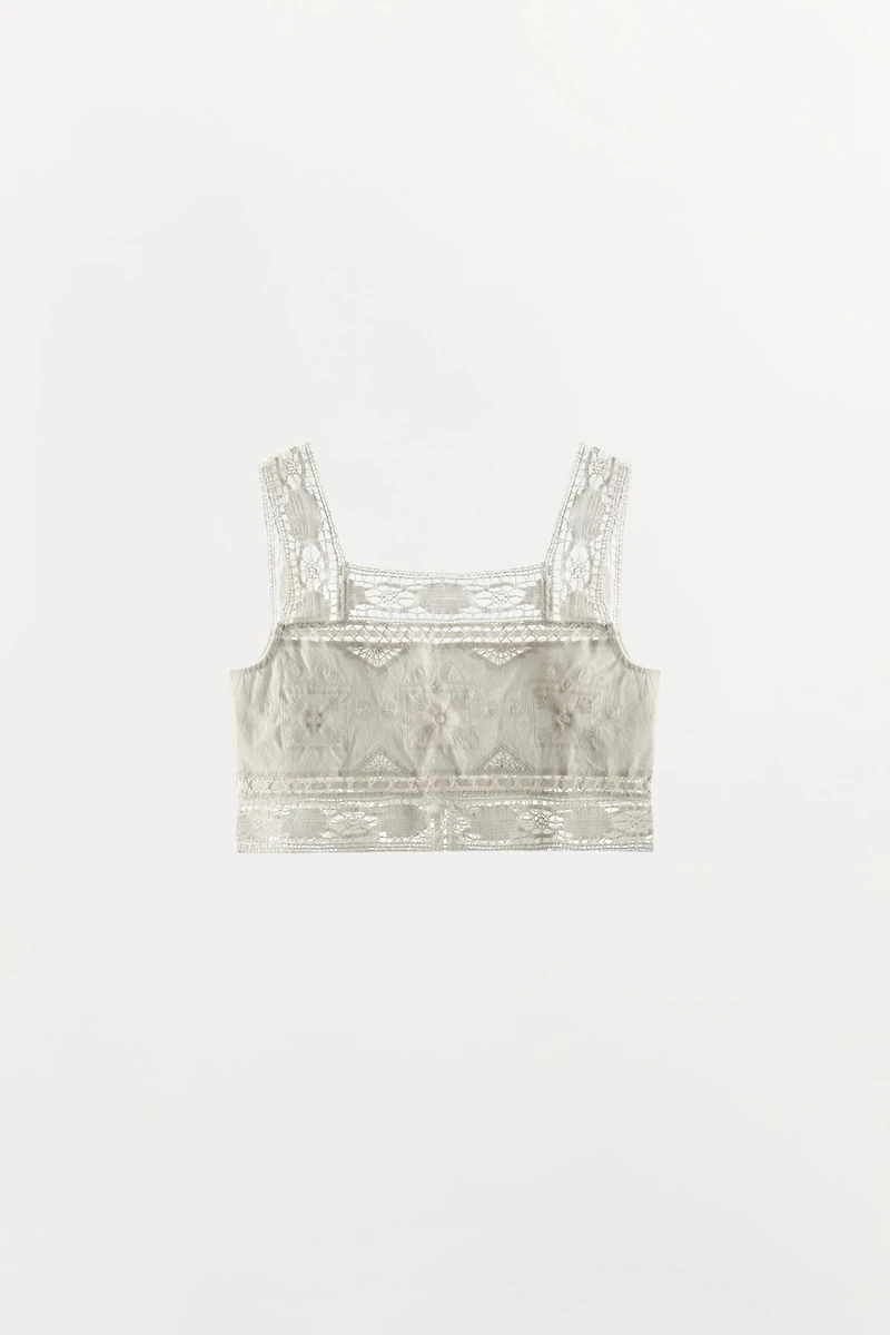 EMBROIDERED LACE TOP