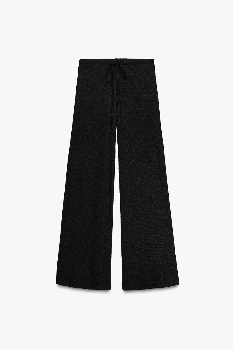 TEXTURED STRAIGHT LEG PANTS