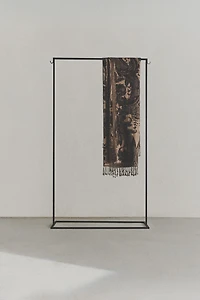 METAL CLOTHES RACK