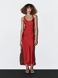 Long satin dress with round neckline