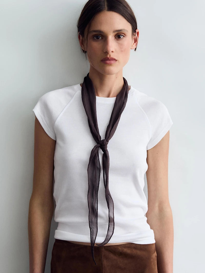 Cotton T-shirt with short raglan sleeves