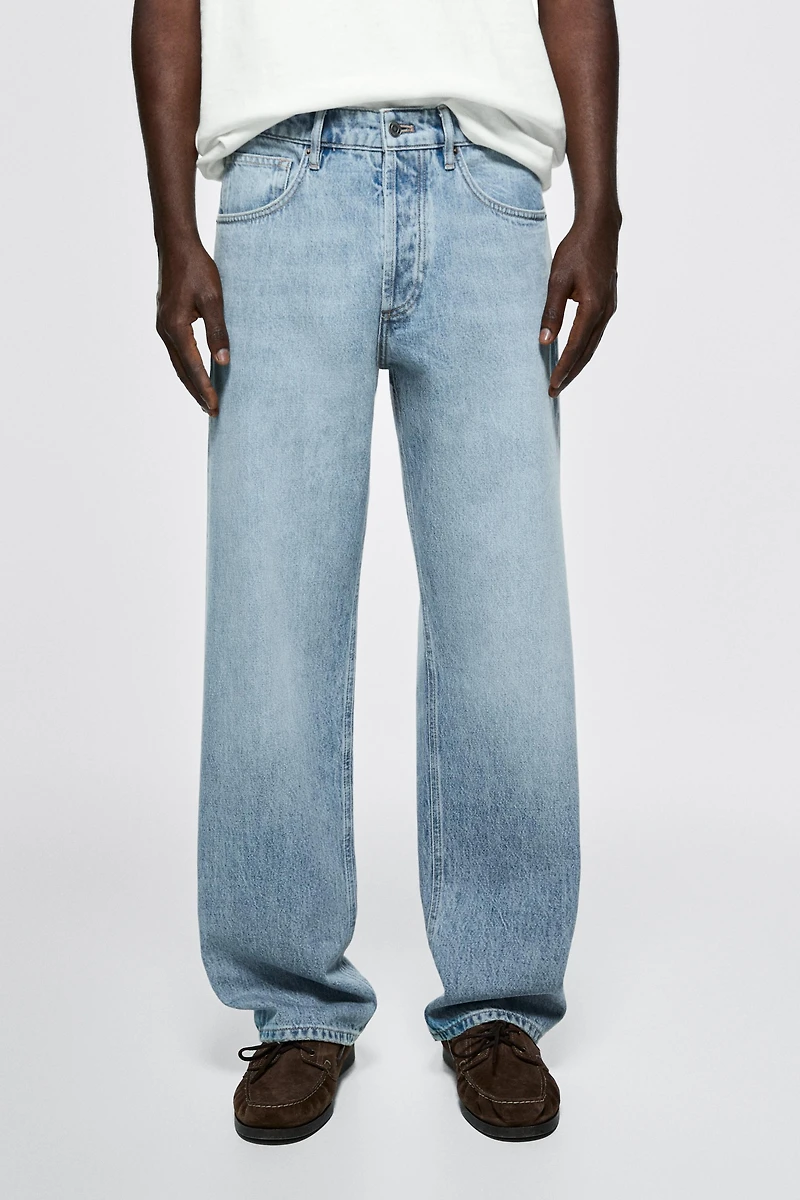 Wide-leg jeans