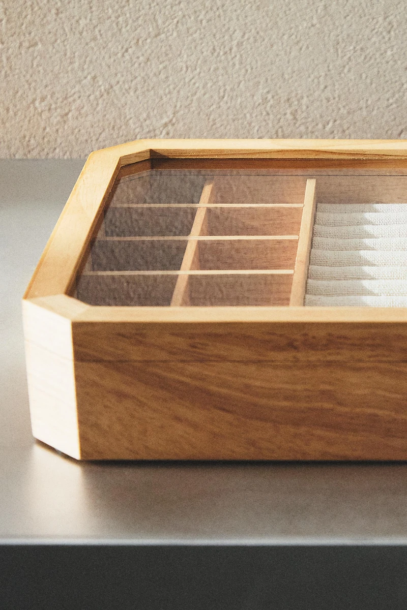 WOODEN JEWELRY BOX