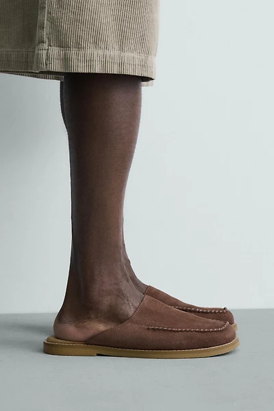 LEATHER CLOGS