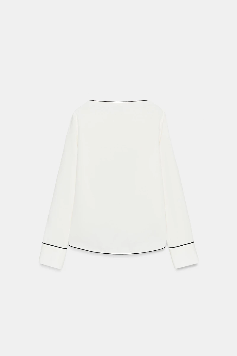 BLOUSE EN CRÊPE AVEC LISERÉS CONTRASTE