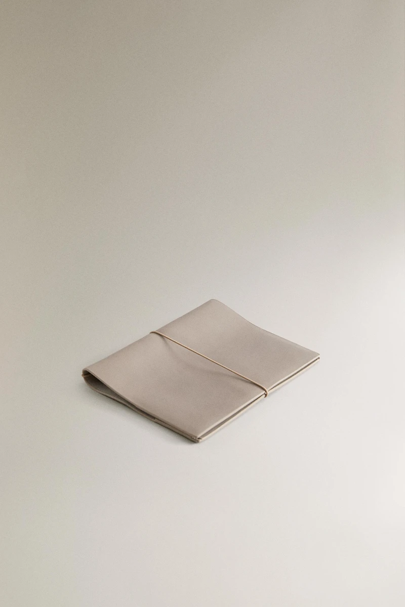HOUSSE LIVRE CUIR