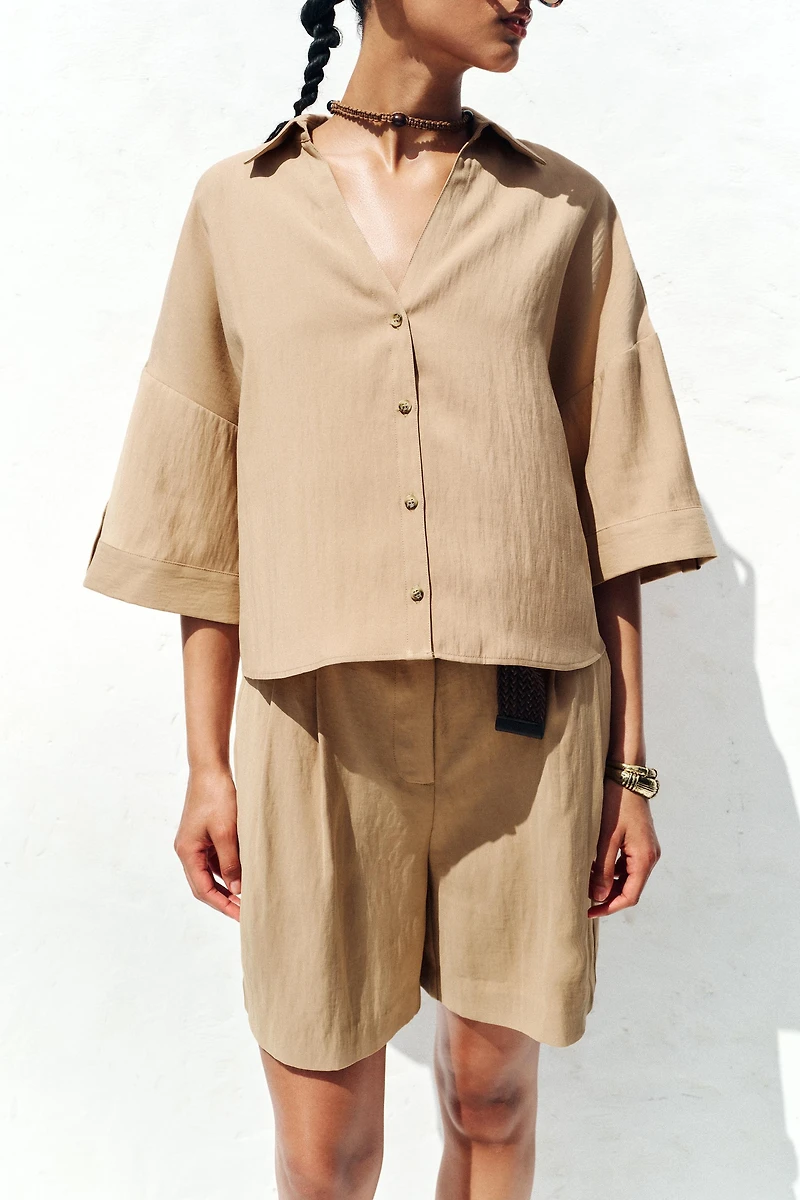 WIDE SHORT SLEEVE SHIRT