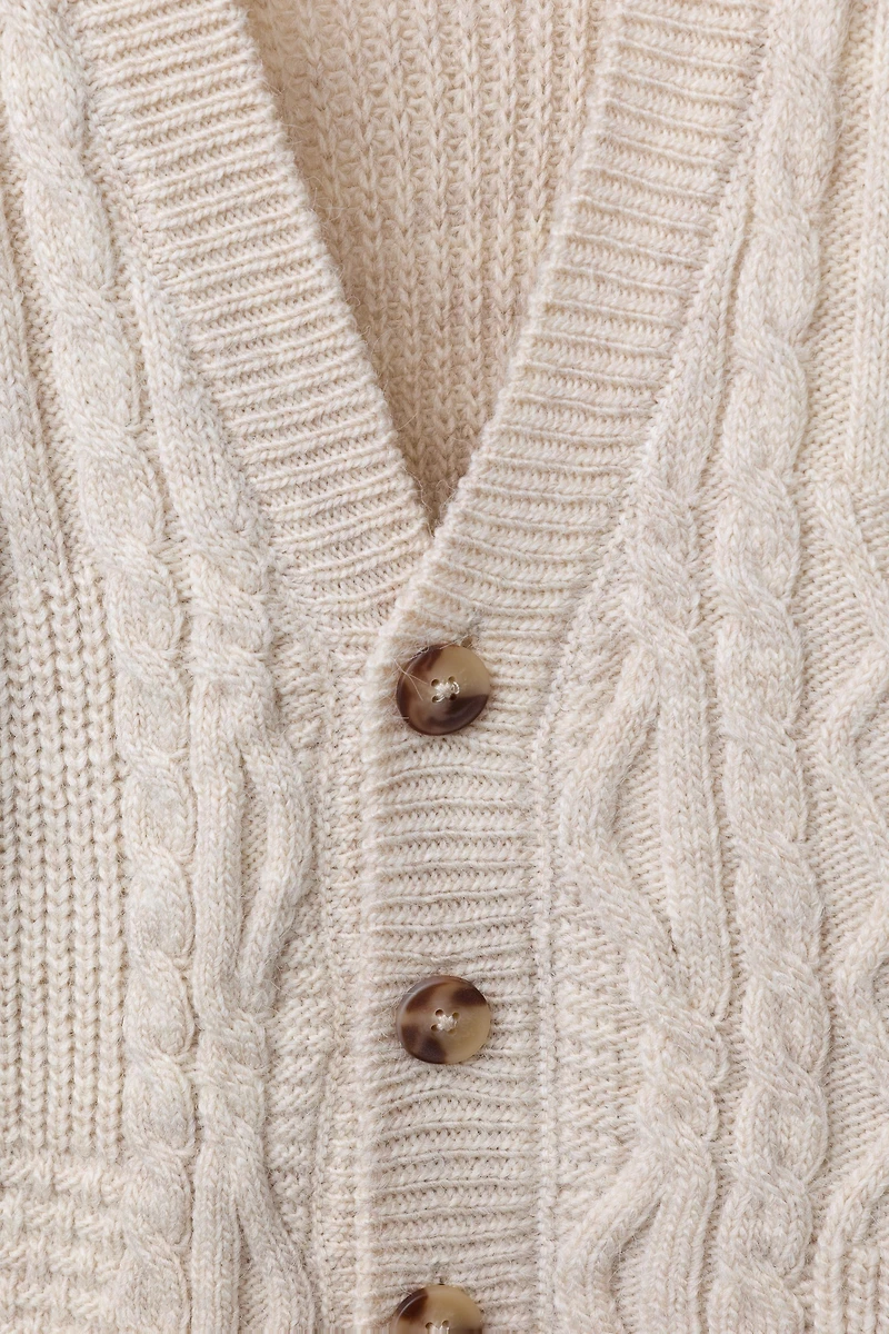 GILET EN MAILLE PATCHWORK