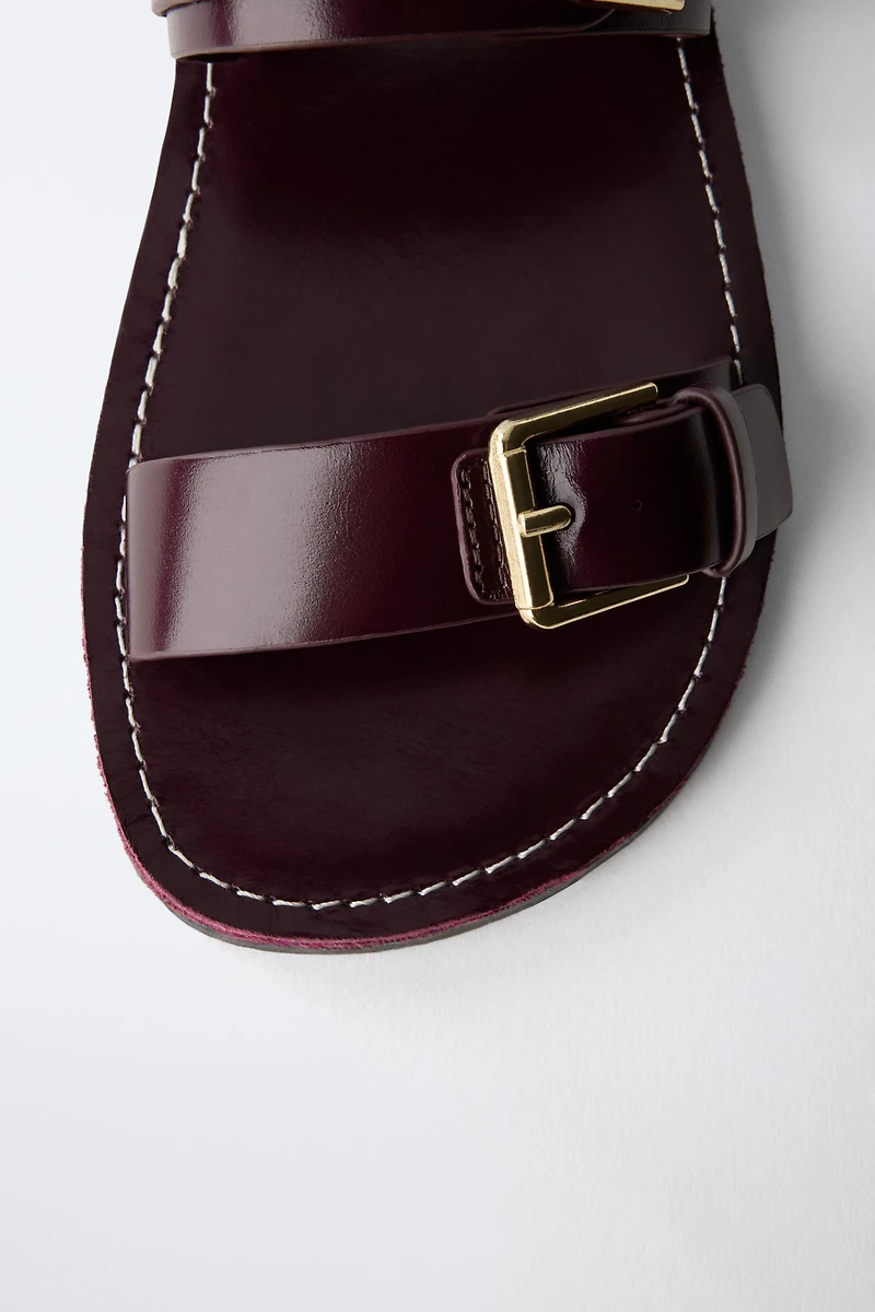 LEATHER BUCKLE SANDALS