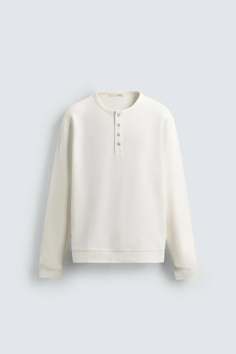 RIBBED BUTTON-FRONT TOP