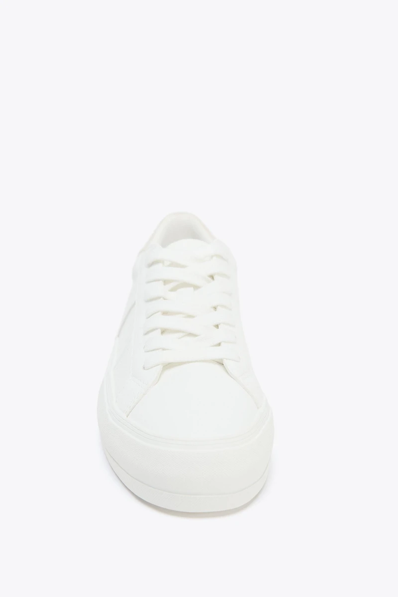 TOPSTITCHING DETAIL SNEAKERS