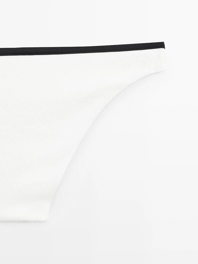 Contrast textured bikini bottoms